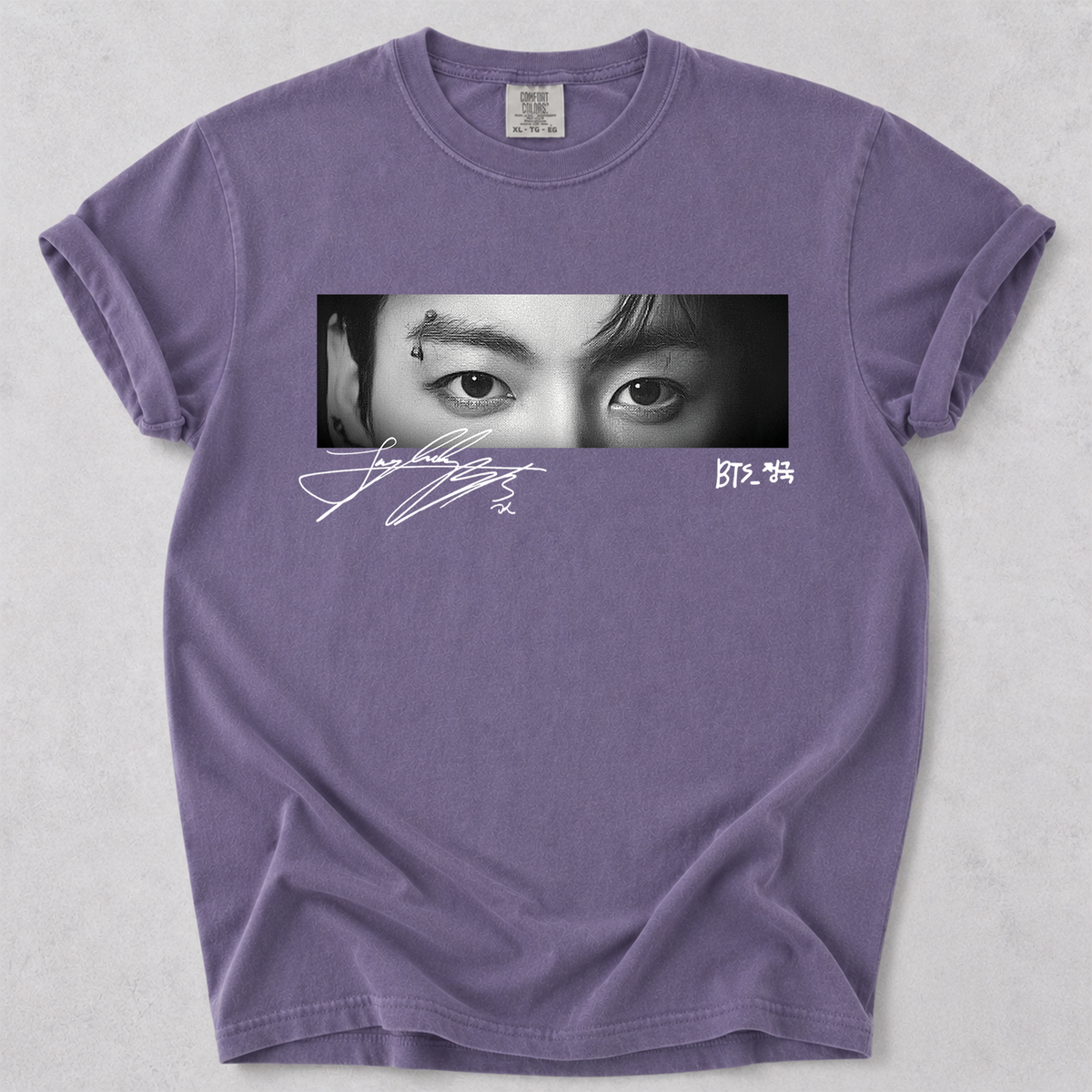 Jungkook Eyes BTS Crewneck T-Shirt Gift For Fan